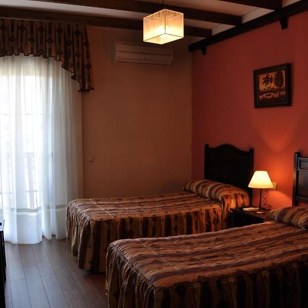 Apartamentos El Mirador Del Soto Sotoserrano Szoba fotó