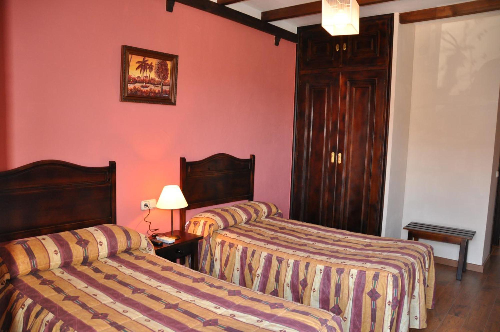Apartamentos El Mirador Del Soto Sotoserrano Szoba fotó